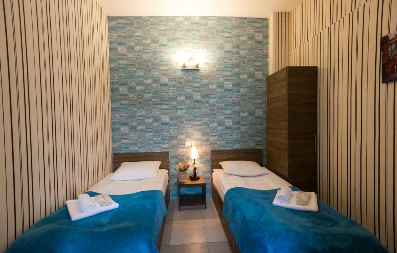 Accent Hotel Тбилиси Экстерьер фото