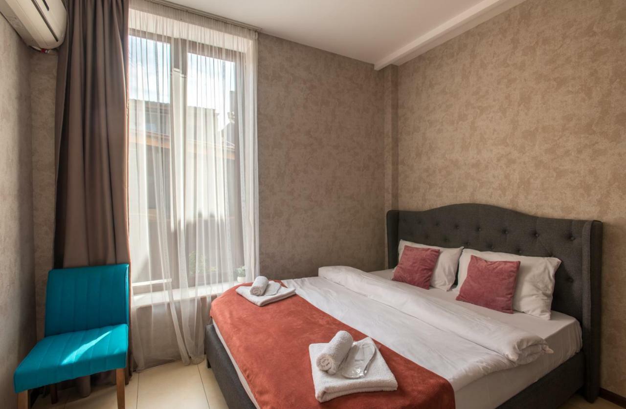 Accent Hotel Тбилиси Экстерьер фото