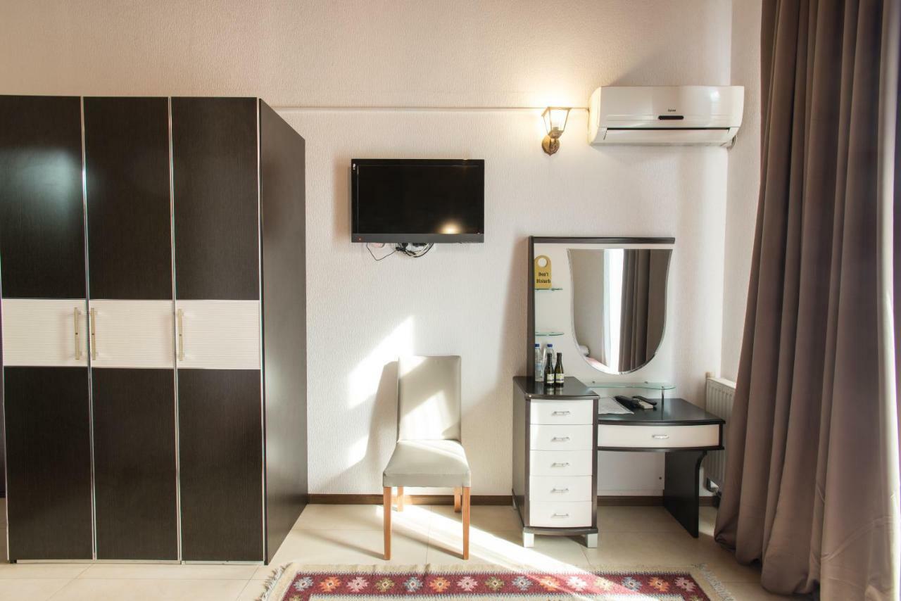 Accent Hotel Тбилиси Экстерьер фото
